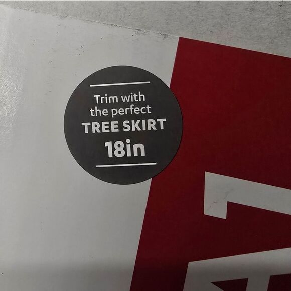 New 4 ft Pre-Lit Pink Fir Christmas Valentine's Day Tree - Picture 5 of 9